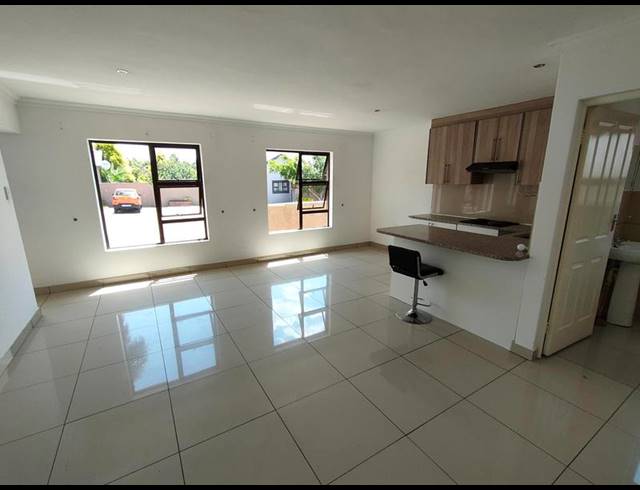 2 BEDROOM PROPERTY TO RENT IN THATCHFIELD